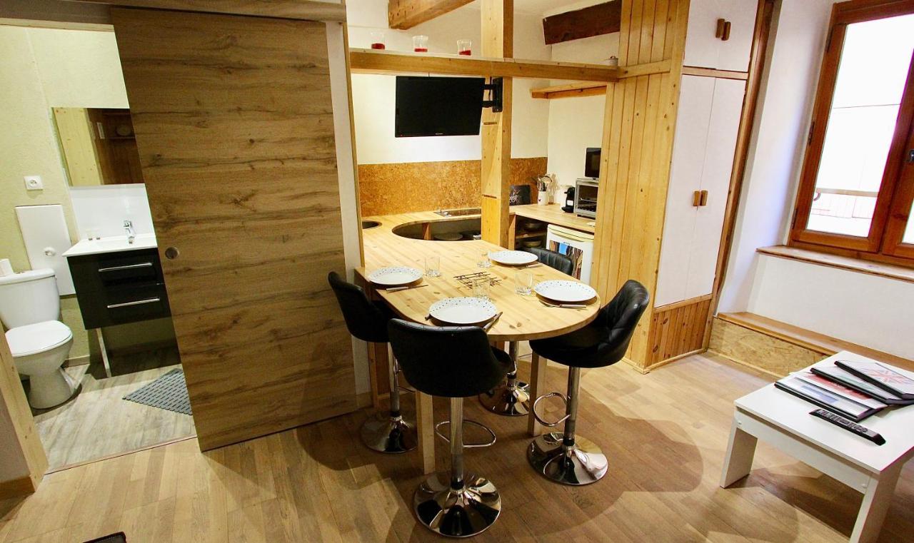 Charmant Studio Cite Vauban Бриансон Экстерьер фото