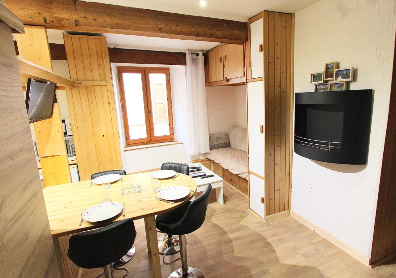 Charmant Studio Cite Vauban Бриансон Экстерьер фото